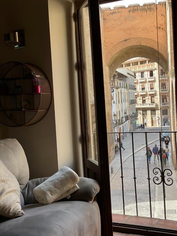 شقة Sleep In Historic Puerta Elvira غرناطة المظهر الخارجي الصورة