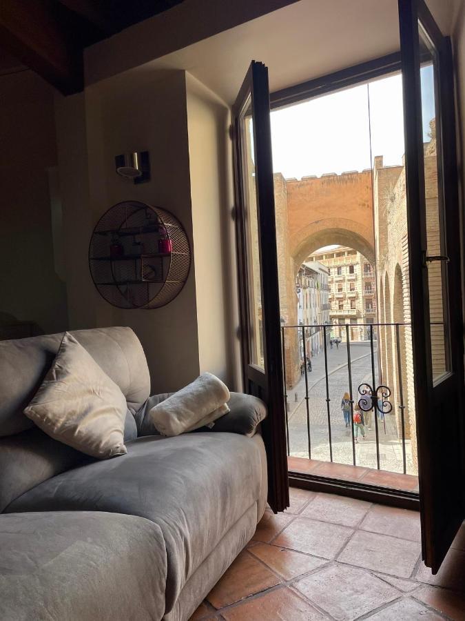 شقة Sleep In Historic Puerta Elvira غرناطة المظهر الخارجي الصورة